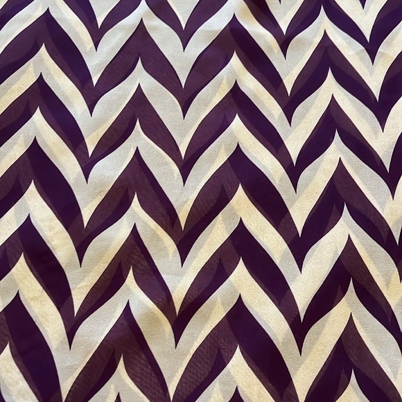 Unique Spectrum chevron purple and cream blouse - Picture 2 of 6